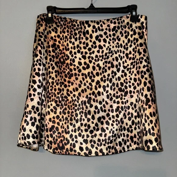 EUC Princess Polly Jemima Grace Leopard Print Mini Skirt Size 10 - Picture 2 of 8